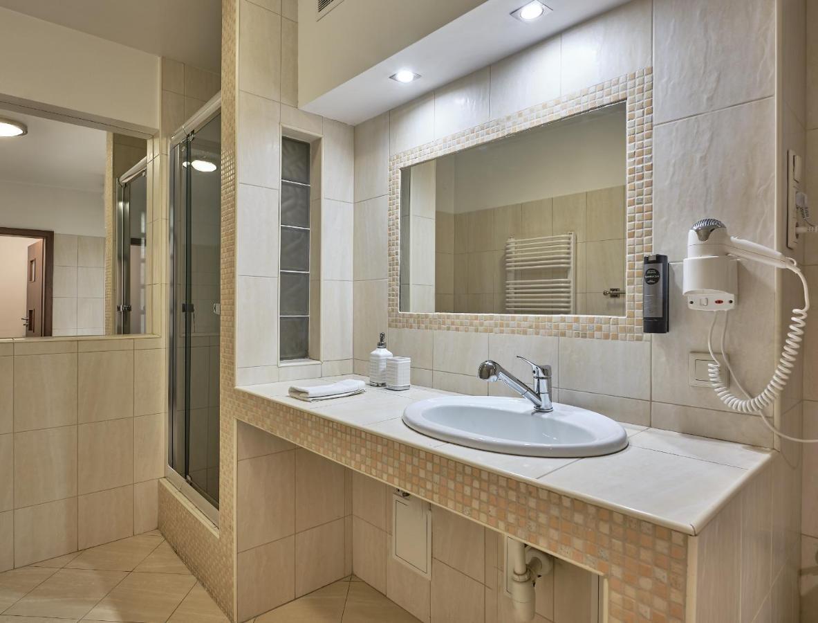 Aparthotel Lumen Krakow Ngoại thất bức ảnh
