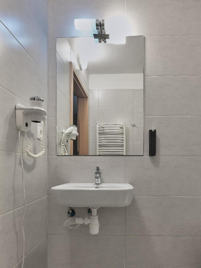 Aparthotel Lumen Krakow Ngoại thất bức ảnh