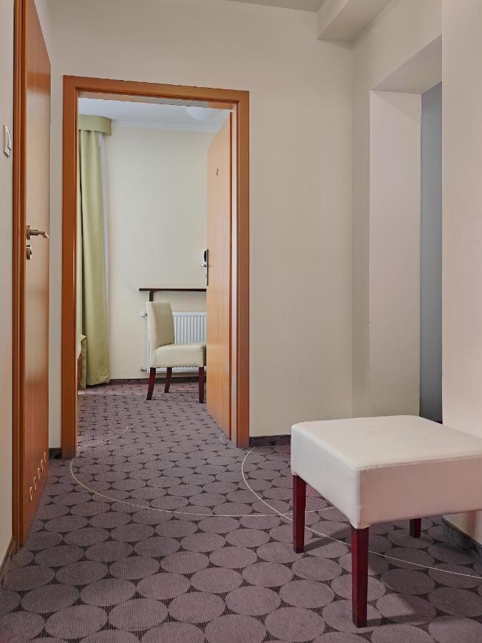 Aparthotel Lumen Krakow Ngoại thất bức ảnh