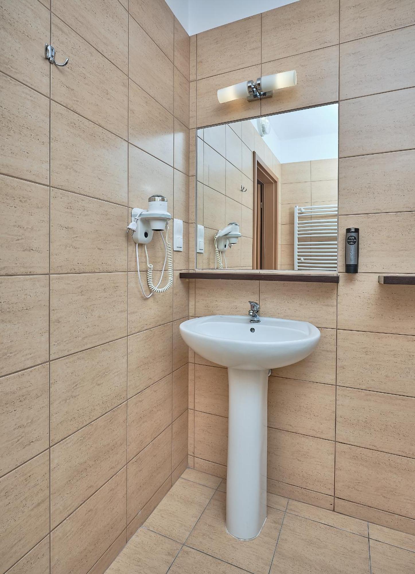 Aparthotel Lumen Krakow Ngoại thất bức ảnh